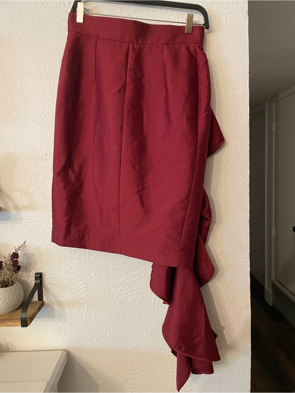 Solace London Red Ruffle Skirt Size 6 - Picture 3 of 6